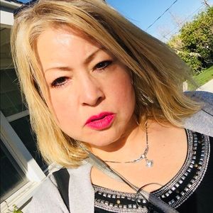 Meet your Posher, Cindy